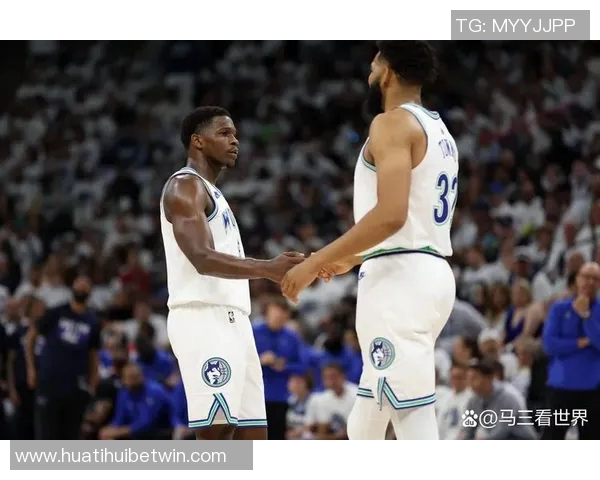 爱德华兹谈对阵唐斯的感受表达了对他的尊重与敬意