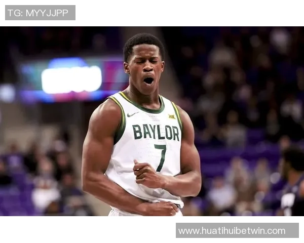 76人探花埃奇库姆表现亮眼13中4贡献全面数据助球队大胜 76人探花埃奇库姆表现亮眼13中4贡献全面数据助球队大胜